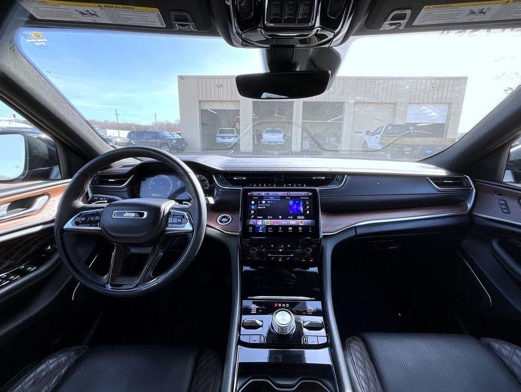 used 2025 Jeep Grand Cherokee car, priced at $47,888