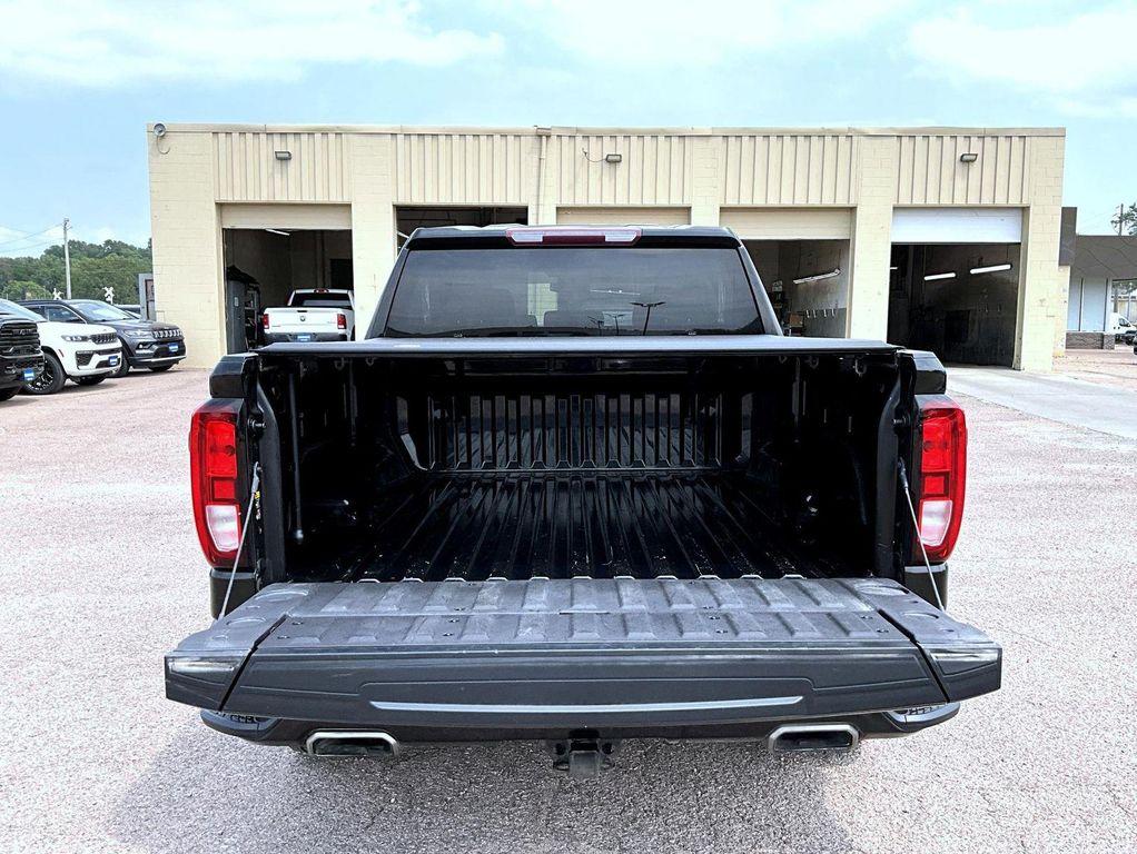 used 2021 GMC Sierra 1500 car, priced at $30,177