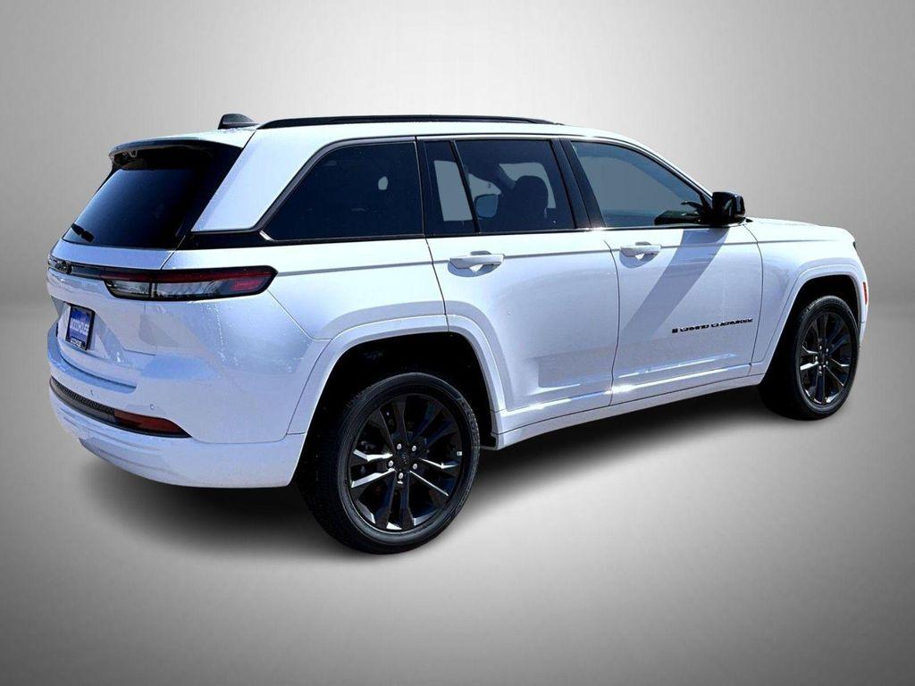 new 2026 Jeep Grand Cherokee car, priced at $45,268