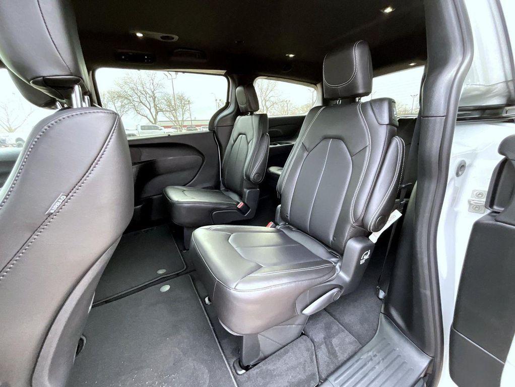 new 2026 Chrysler Pacifica car, priced at $38,819