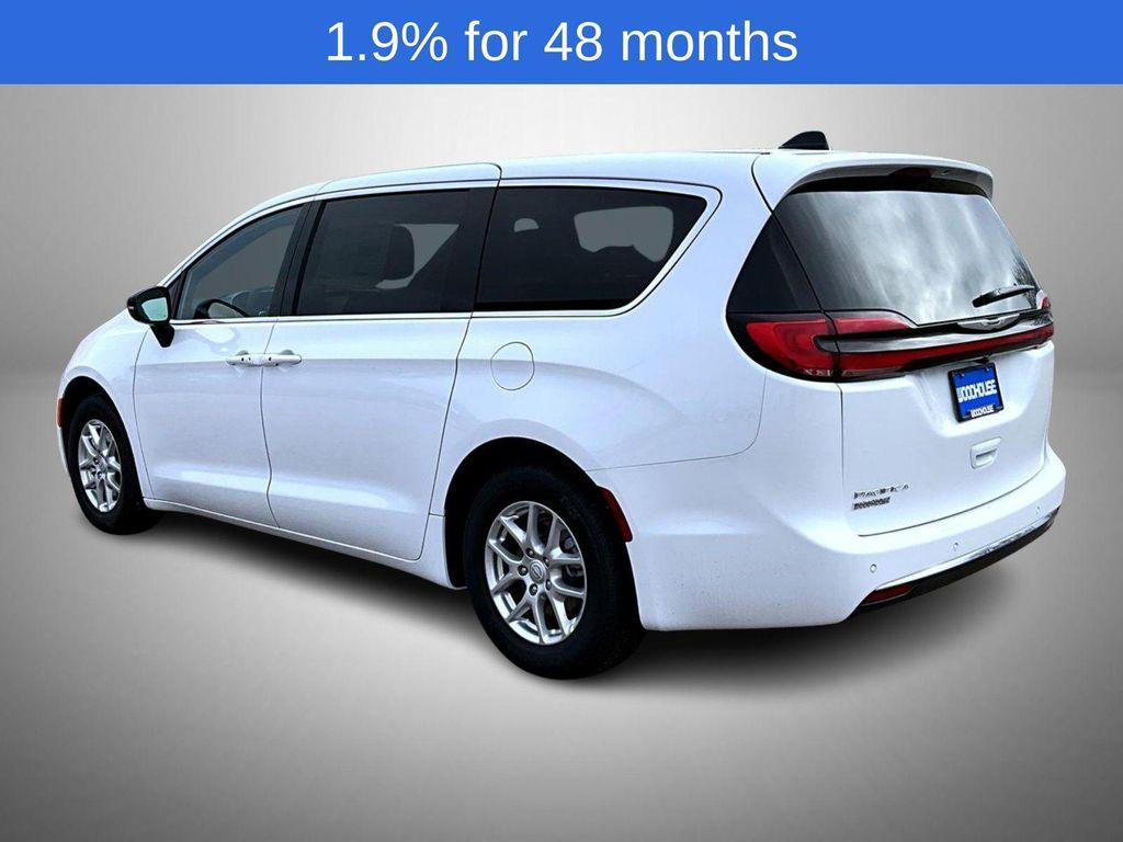 new 2026 Chrysler Pacifica car, priced at $37,998