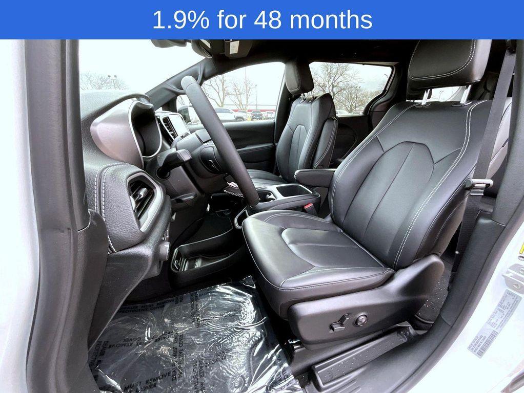 new 2026 Chrysler Pacifica car, priced at $37,998