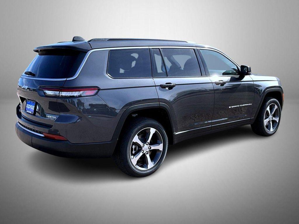 new 2026 Jeep Grand Cherokee L car, priced at $43,268