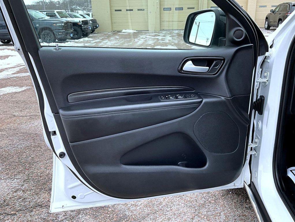 used 2024 Dodge Durango car, priced at $28,986