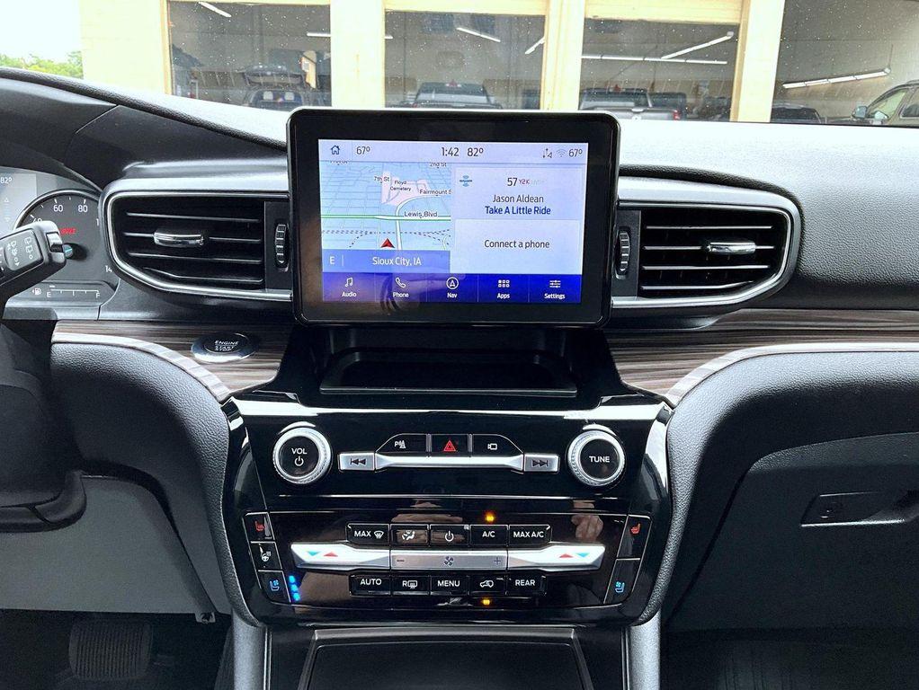 used 2022 Ford Explorer car, priced at $31,176