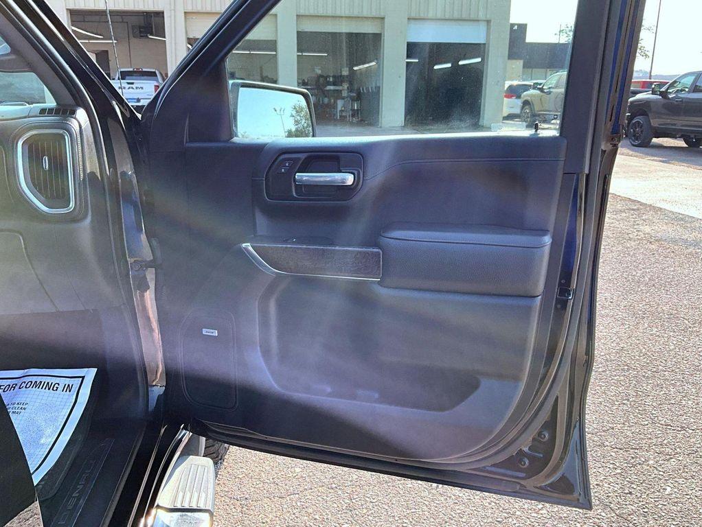 used 2021 GMC Sierra 1500 car, priced at $38,306