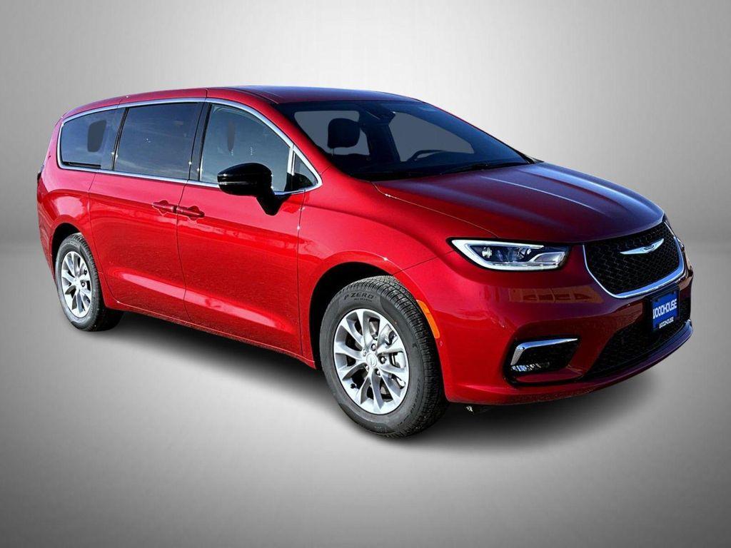 new 2026 Chrysler Pacifica car, priced at $45,454