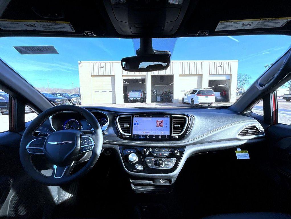 new 2026 Chrysler Pacifica car, priced at $45,454