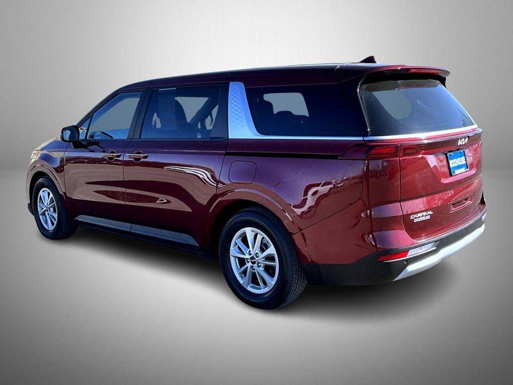 used 2024 Kia Carnival car, priced at $29,665