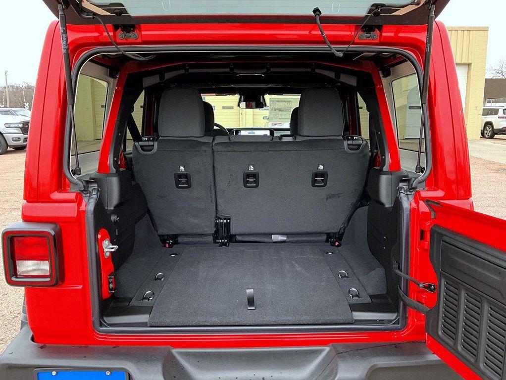 new 2026 Jeep Wrangler car, priced at $44,434