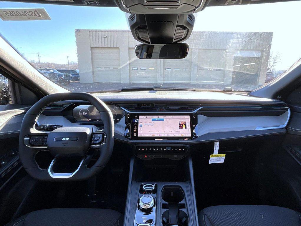 new 2026 Jeep Cherokee car, priced at $36,948