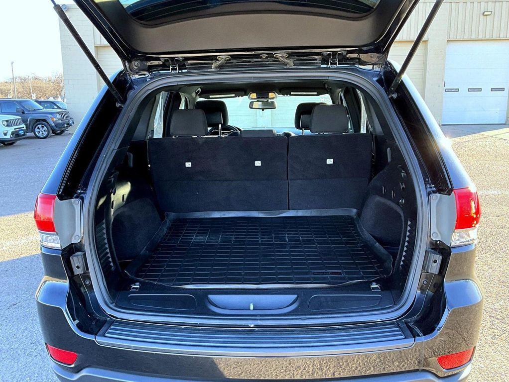 used 2014 Jeep Grand Cherokee car, priced at $10,756
