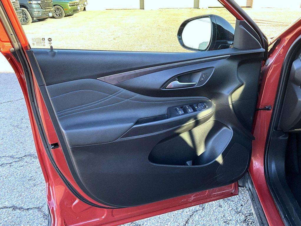 used 2024 Buick Envista car, priced at $24,650