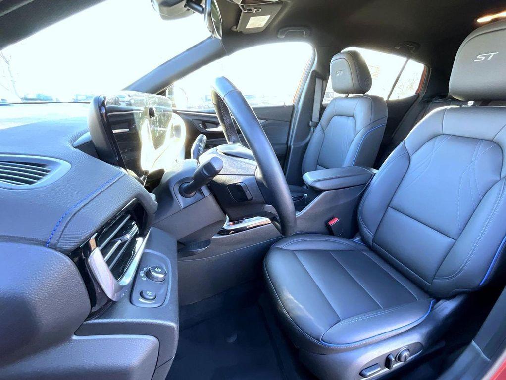 used 2024 Buick Envista car, priced at $24,650