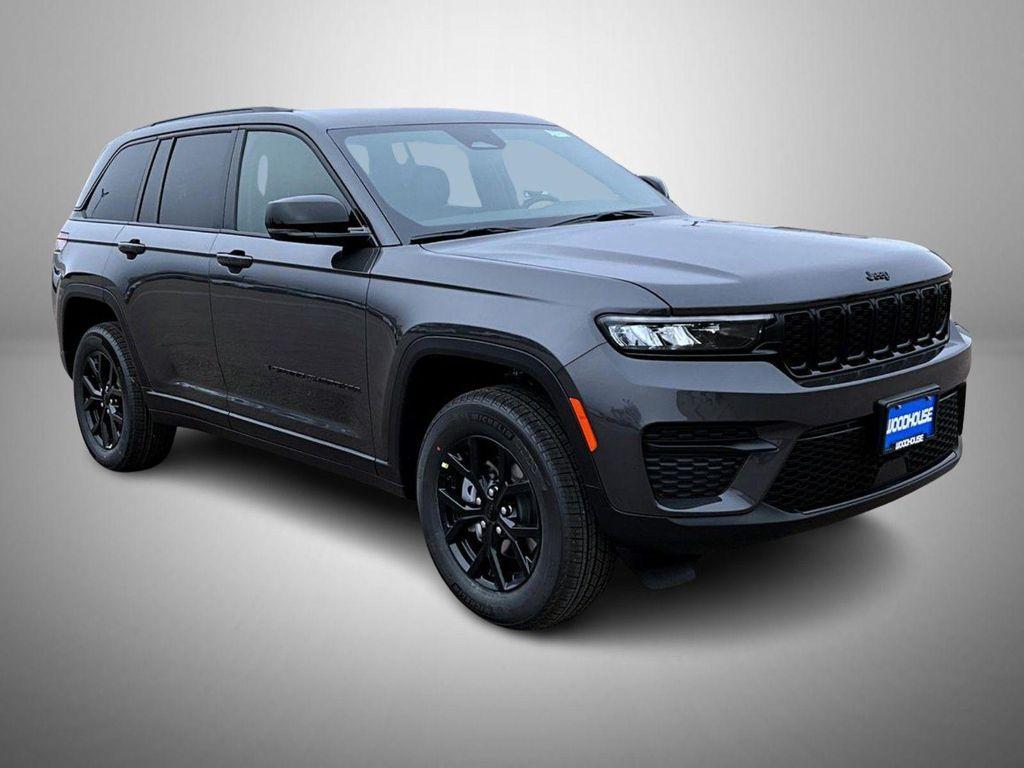 new 2025 Jeep Grand Cherokee car, priced at $41,159