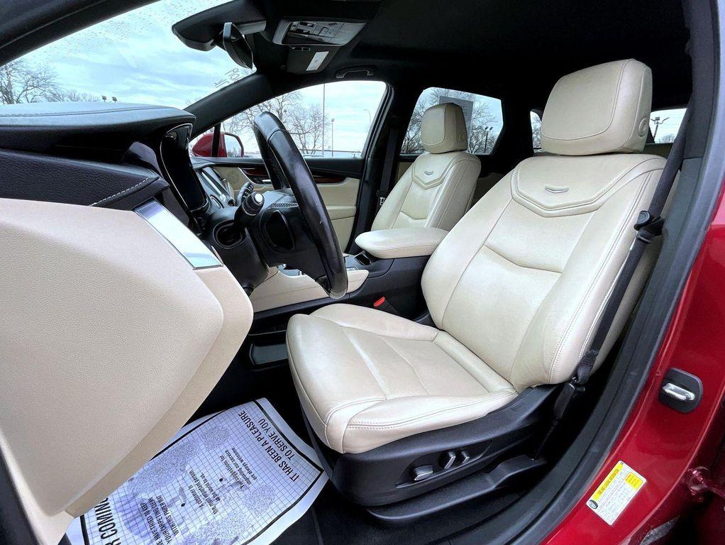 used 2019 Cadillac XT5 car, priced at $23,888