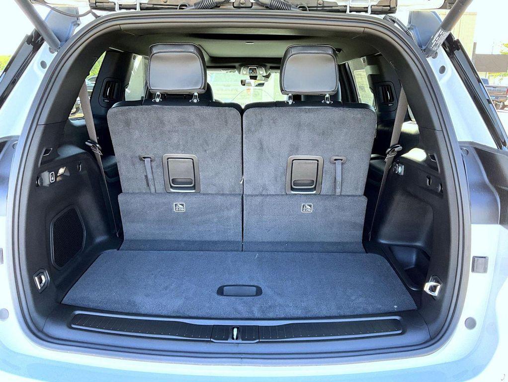 new 2026 Jeep Grand Cherokee L car, priced at $47,268