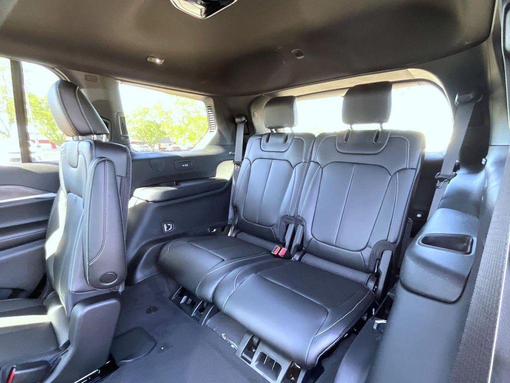 new 2026 Jeep Grand Cherokee L car, priced at $47,268