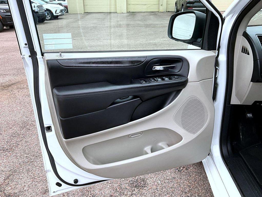 used 2014 Dodge Grand Caravan car, priced at $8,350