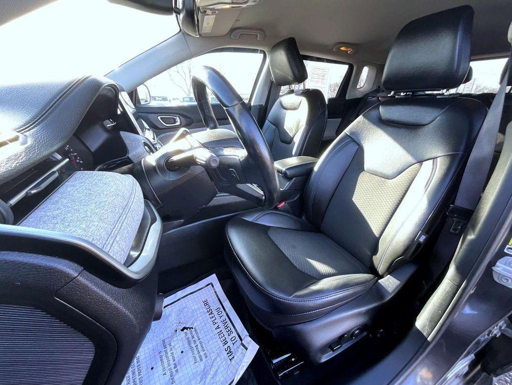 used 2022 Jeep Compass car, priced at $20,560