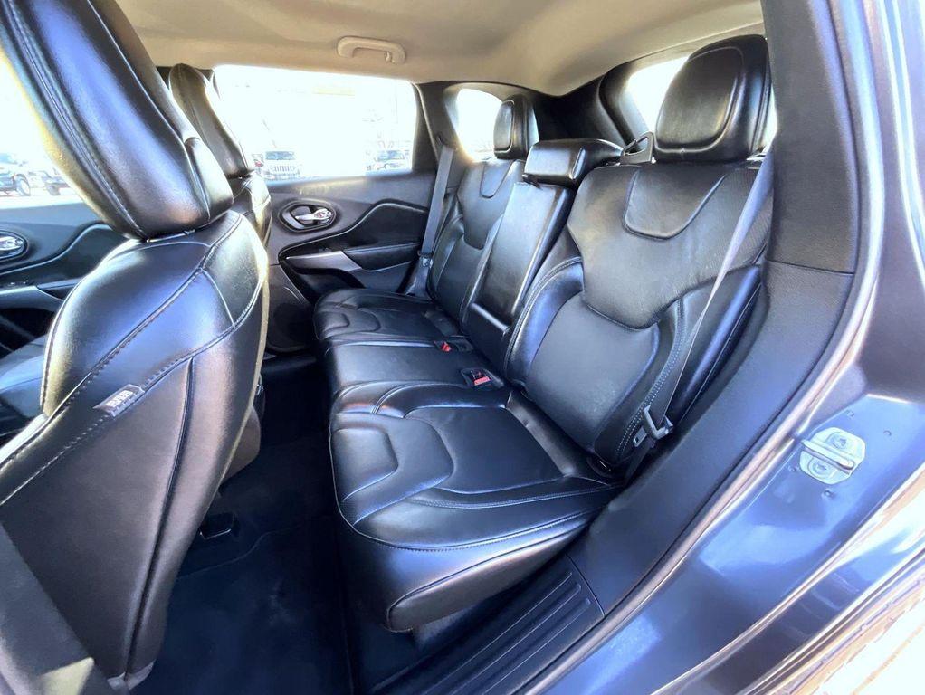 used 2021 Jeep Cherokee car, priced at $12,755