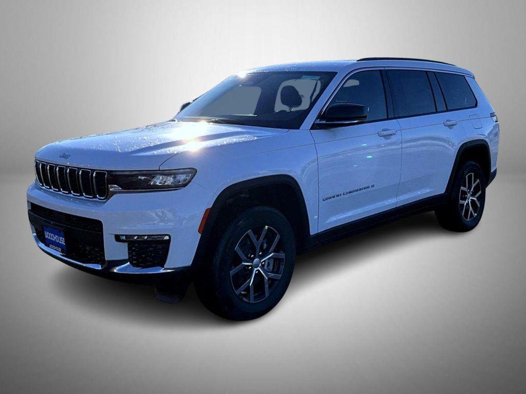 new 2025 Jeep Grand Cherokee L car, priced at $41,379