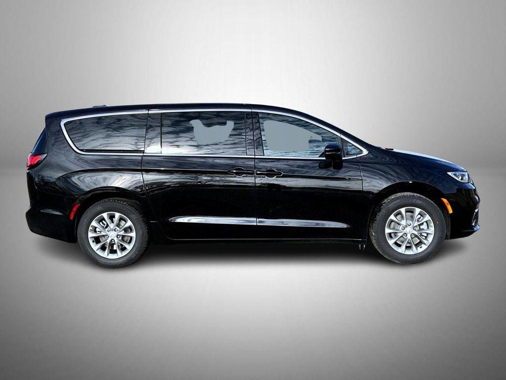 new 2026 Chrysler Pacifica car, priced at $41,464