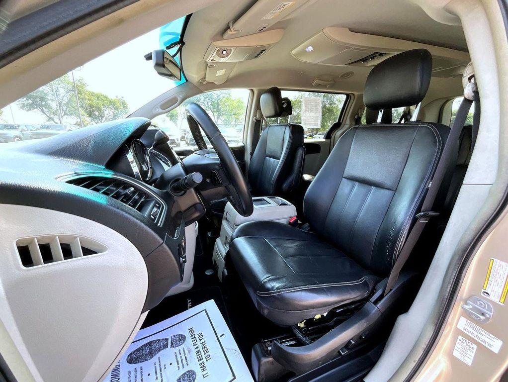 used 2014 Chrysler Town & Country car, priced at $5,179