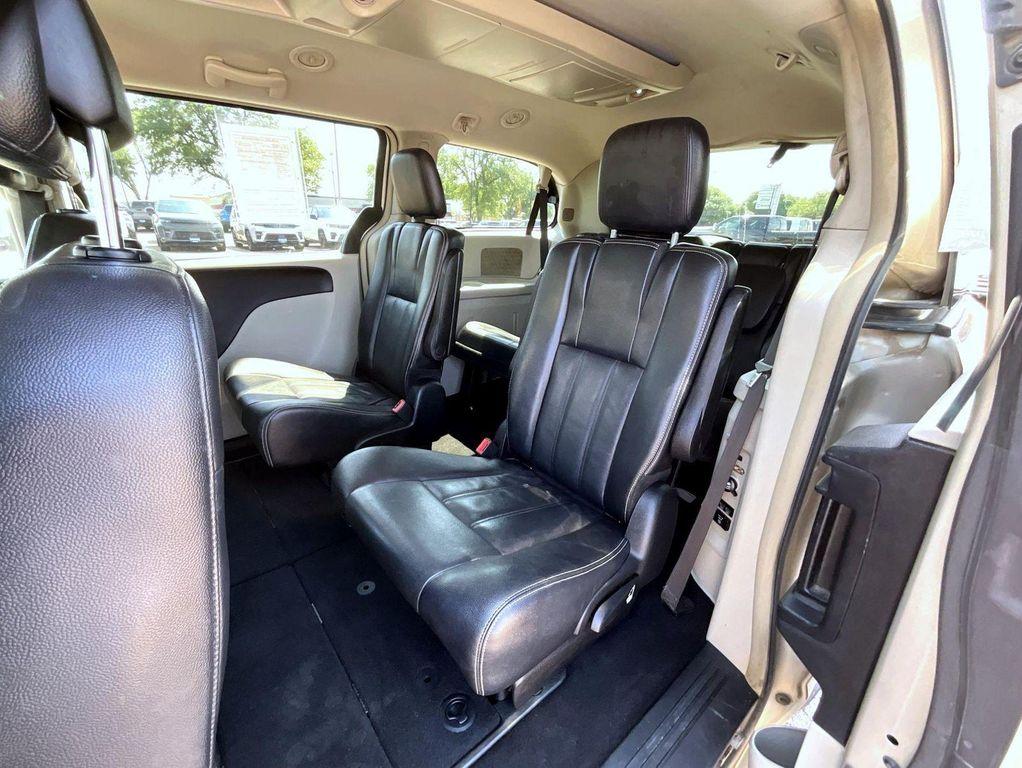 used 2014 Chrysler Town & Country car, priced at $5,179
