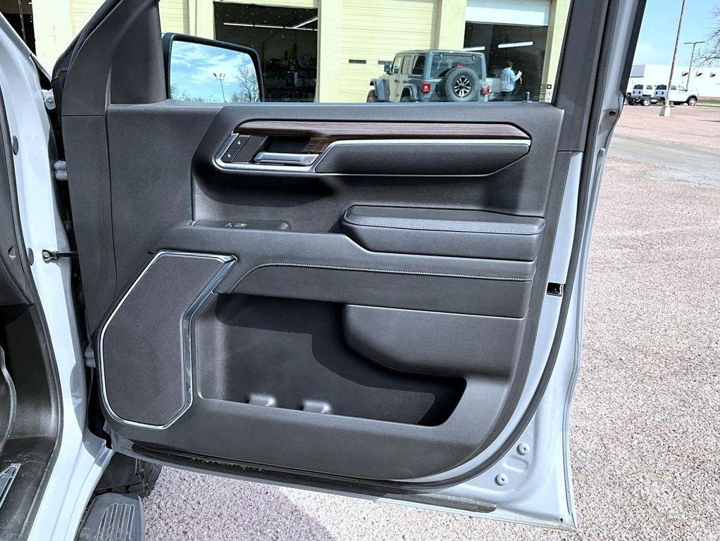 used 2024 Chevrolet Silverado 1500 car, priced at $43,665