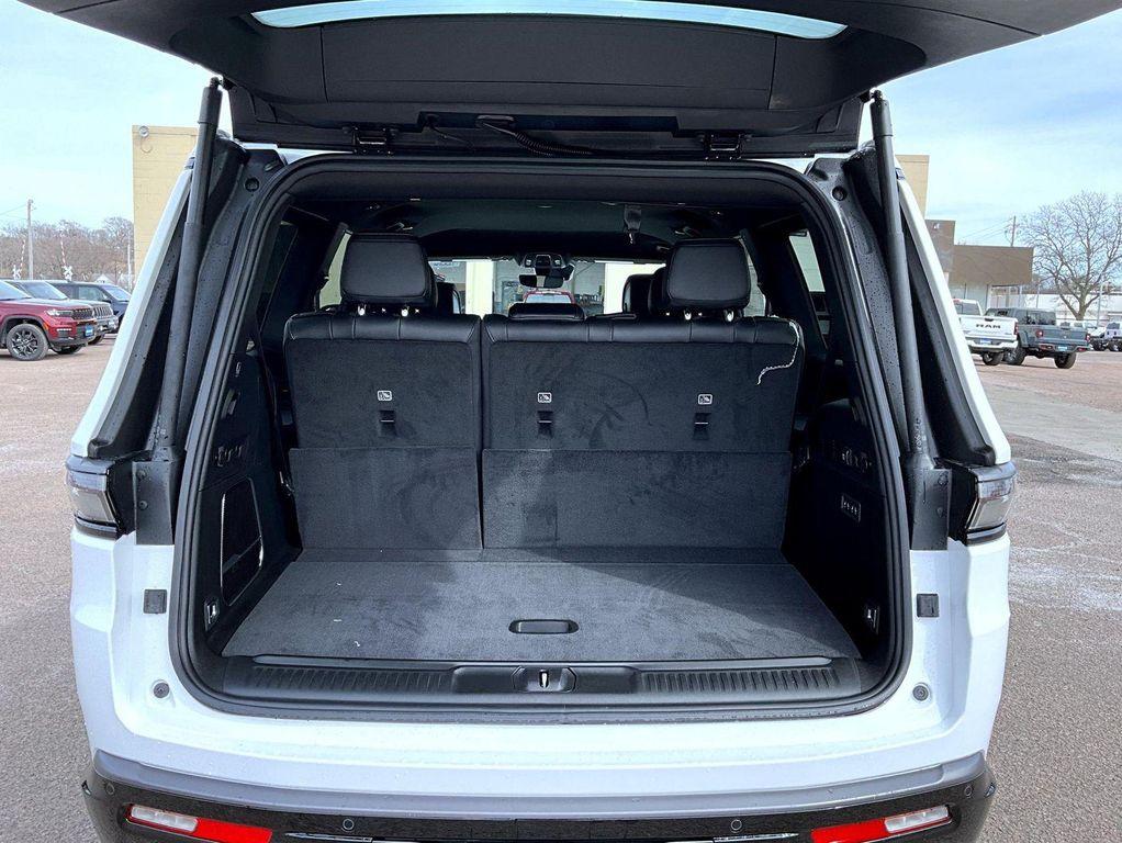 new 2026 Jeep Grand Wagoneer car, priced at $70,234