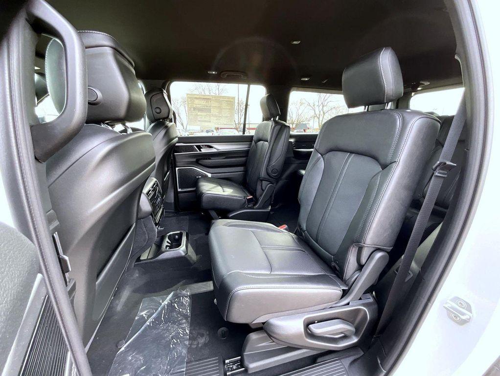 new 2026 Jeep Grand Wagoneer car, priced at $70,234