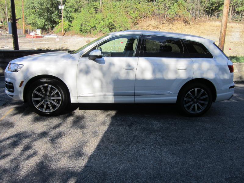used 2019 Audi Q7 car, priced at $21,988