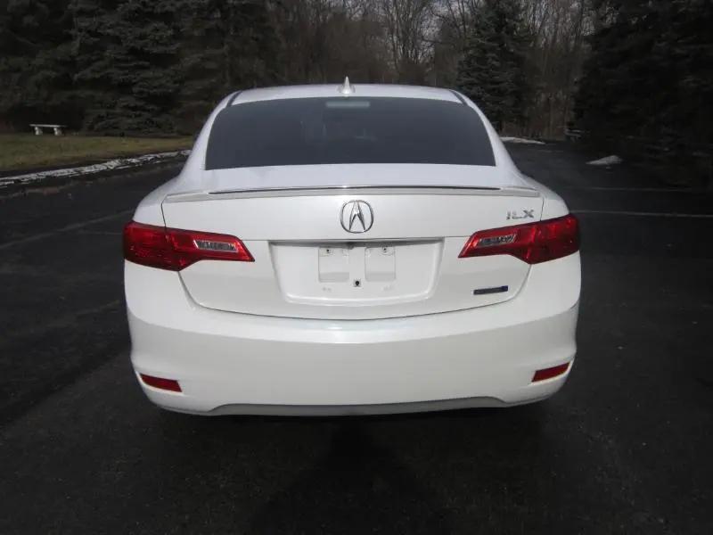 used 2013 Acura ILX Hybrid car, priced at $11,988