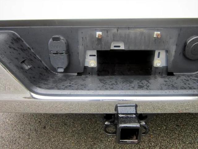2019 White Chevrolet Silverado 1500