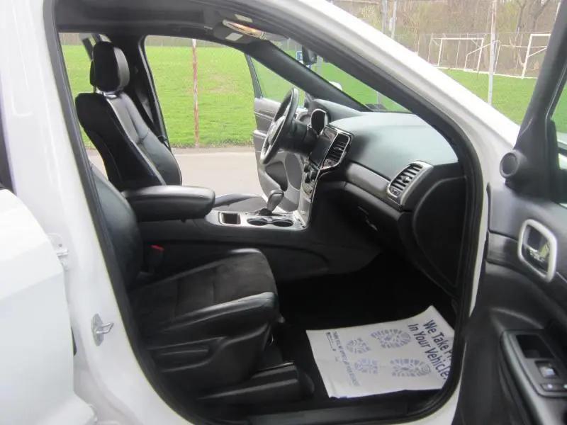used 2020 Jeep Grand Cherokee car, priced at $19,988