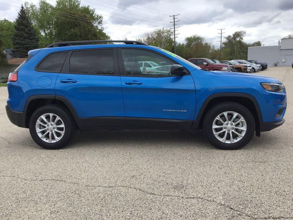 used 2022 Jeep Cherokee car, priced at $23,994