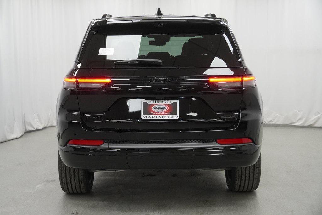 new 2026 Jeep Grand Cherokee car, priced at $61,780