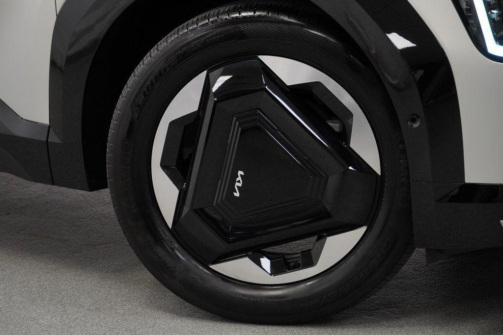 used 2024 Kia EV9 car, priced at $40,994