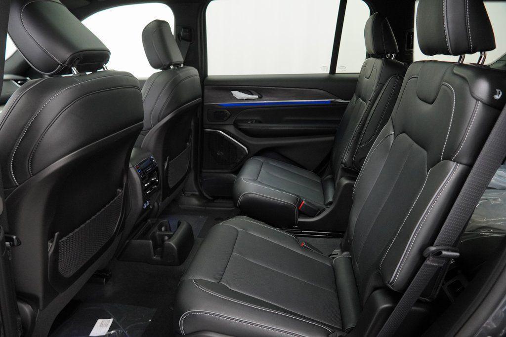 new 2025 Jeep Grand Cherokee L car, priced at $53,080