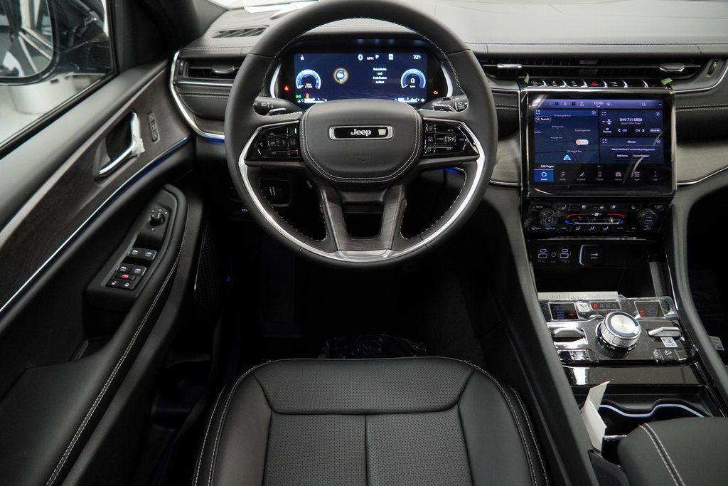 new 2025 Jeep Grand Cherokee L car, priced at $53,080