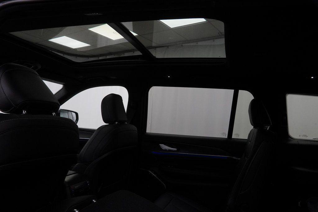 new 2025 Jeep Grand Cherokee L car, priced at $53,080