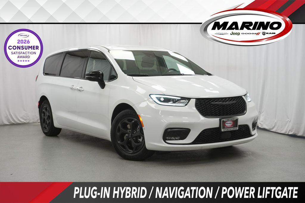 used 2024 Chrysler Pacifica Hybrid car, priced at $32,294