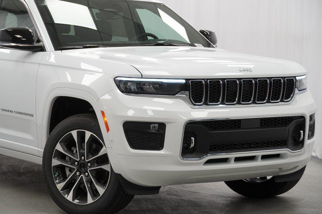 new 2025 Jeep Grand Cherokee L car, priced at $50,490
