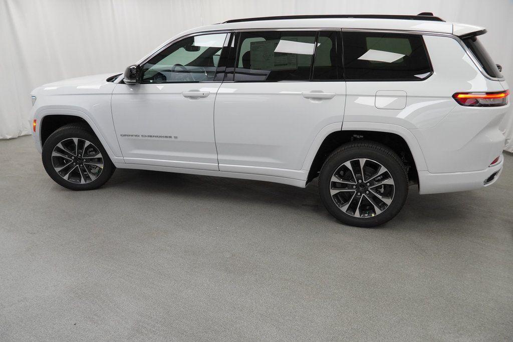 new 2025 Jeep Grand Cherokee L car, priced at $50,490