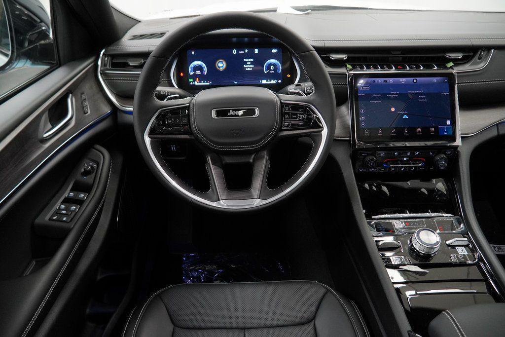 new 2025 Jeep Grand Cherokee L car, priced at $50,490