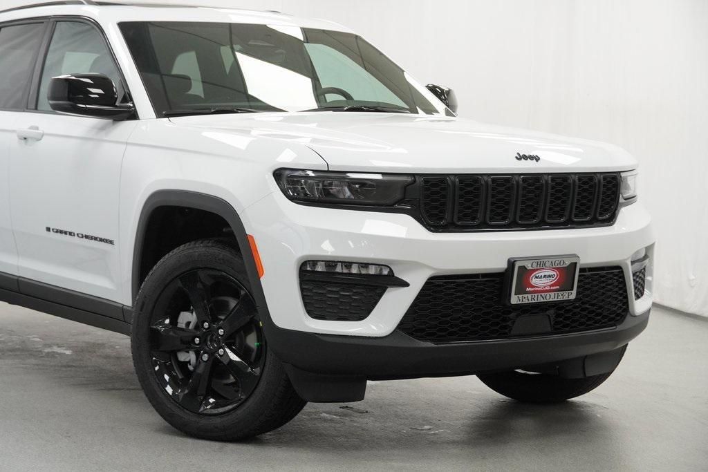 new 2025 Jeep Grand Cherokee car, priced at $39,890