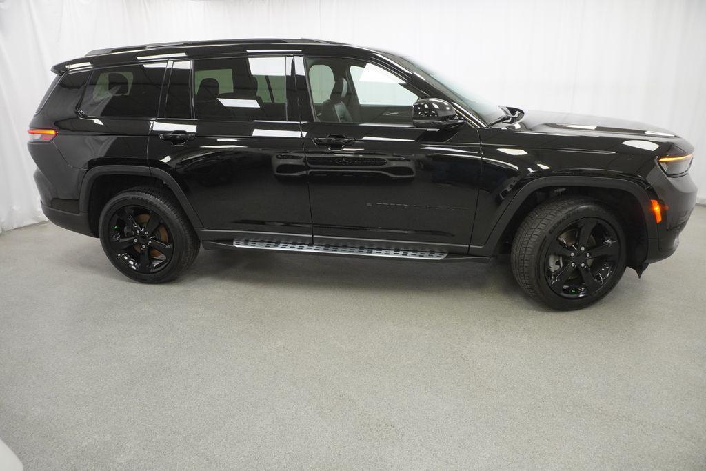 used 2022 Jeep Grand Cherokee L car, priced at $27,371