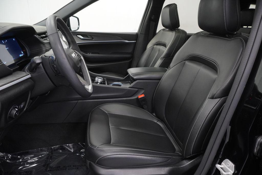 used 2024 Jeep Grand Cherokee L car