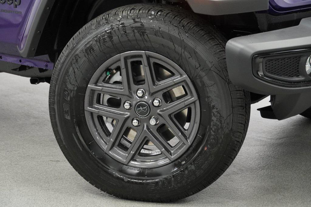 new 2026 Jeep Gladiator car, priced at $45,655